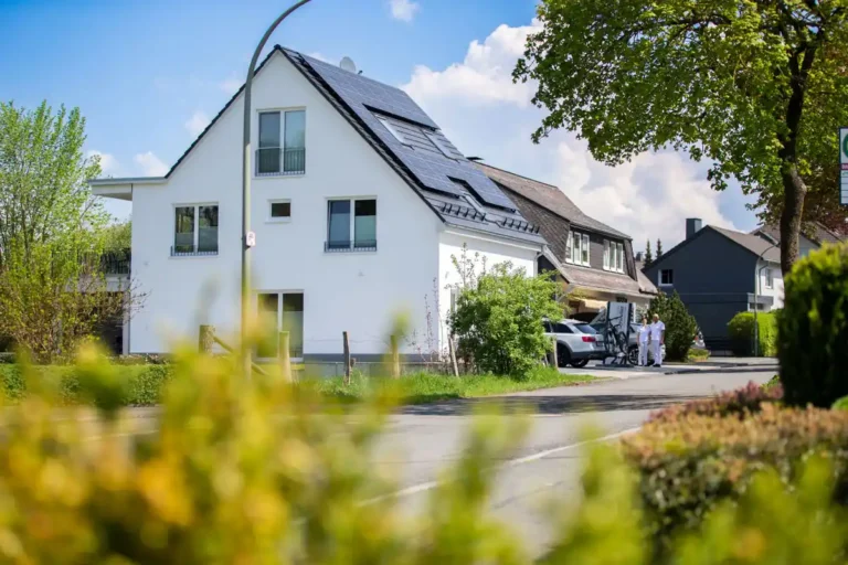 Aussenansicht Liebscher & Bracht Praxis Markus Schindler